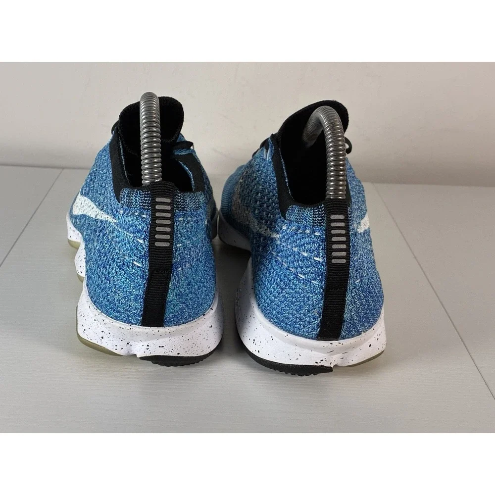 Nike Women's Flyknit Zoom Agility Size 8.5 Cross Training